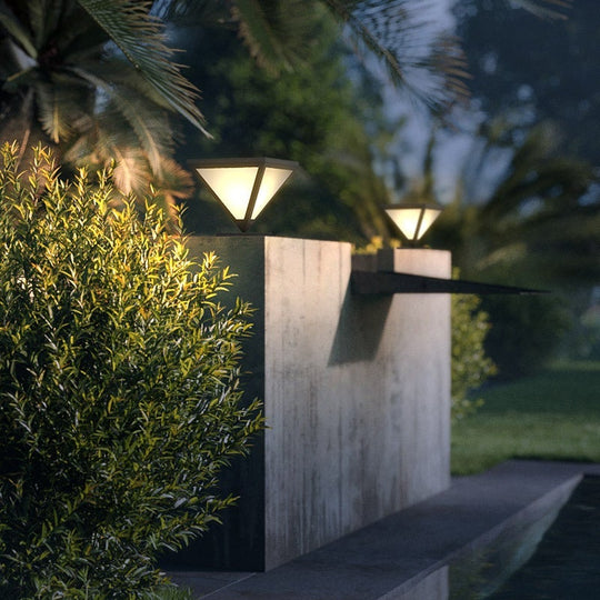 Solar Powered Geometric Shape LED Waterproof Outdoor Lamp