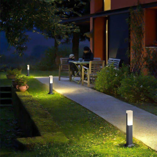 Sleek Cuboid Black Aluminum LED Bollard Lights Waterproof and Minimalist Design