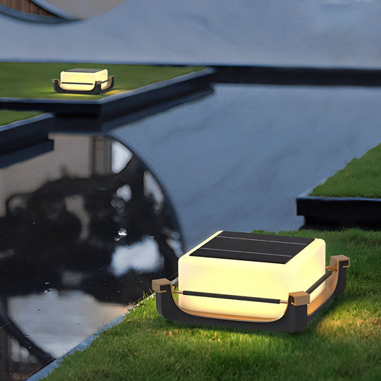 Waterproof LED Solar Deck Post Light Outdoor Fence Pillar Lamp