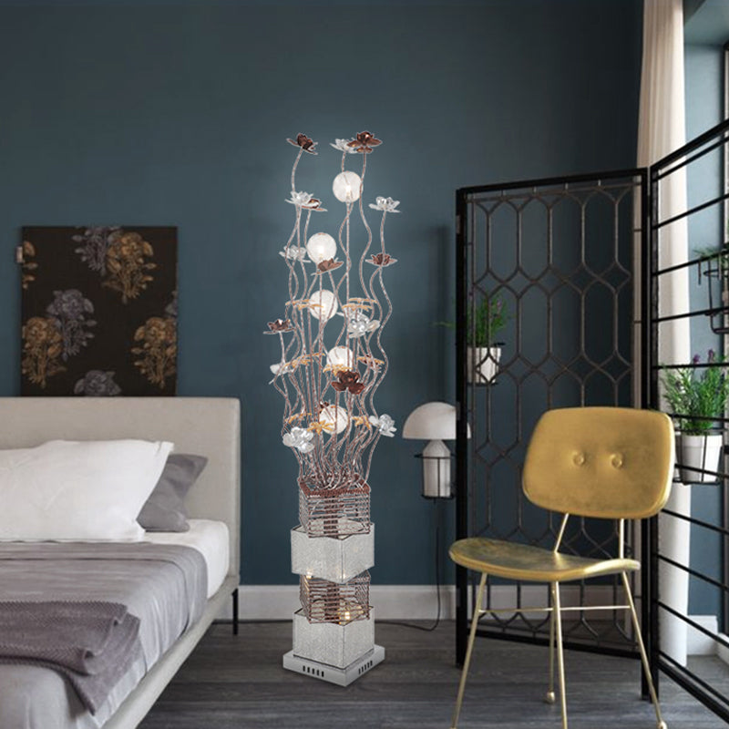 Curved Stick LED Floor Lamp in Warm/White Light - Modern Aluminum Bloom Design for Art Decor and Coffee Ambiance
