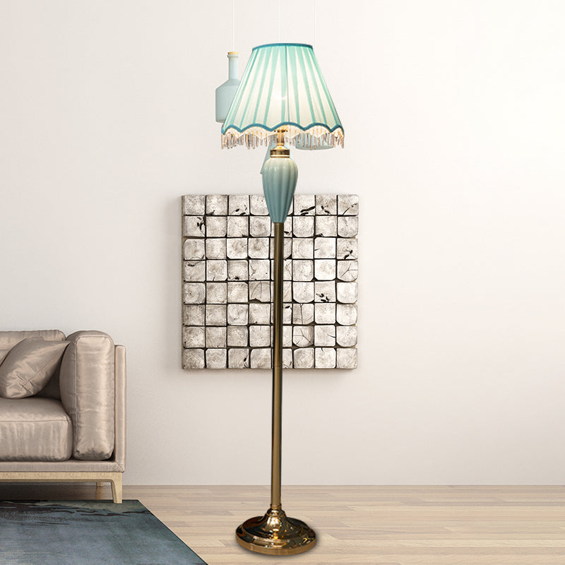 Porcelain Blue/Red Task Floor Lamp - Traditional Urn-Shaped Standing Lamp with Fabric Shade