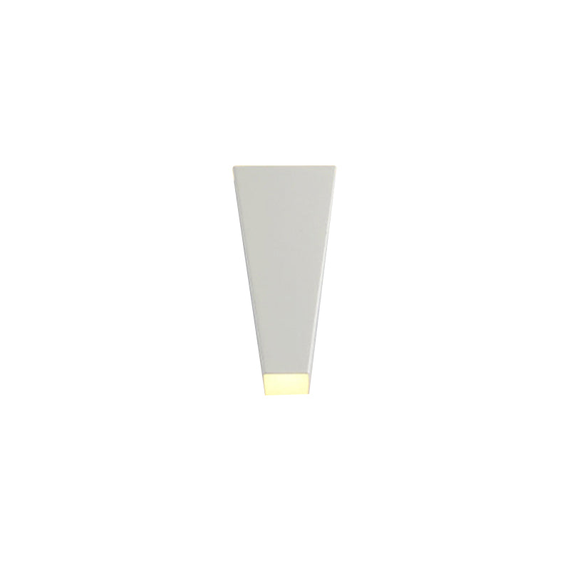 Modern Trapezoid Wall Washer LED Bedside Wall Lamp" in Black/White