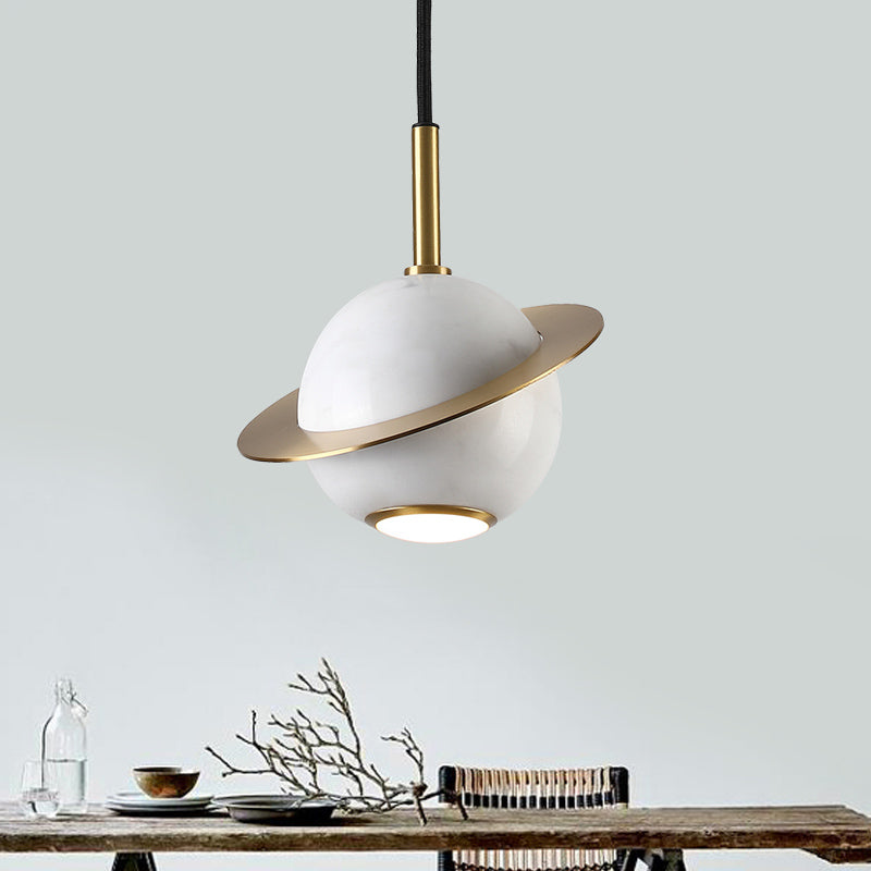 Mini Planet Kitchen Pendant in Green/White/Black-Brass: Modern Ceiling Lamp with Marble and 1 Bulb