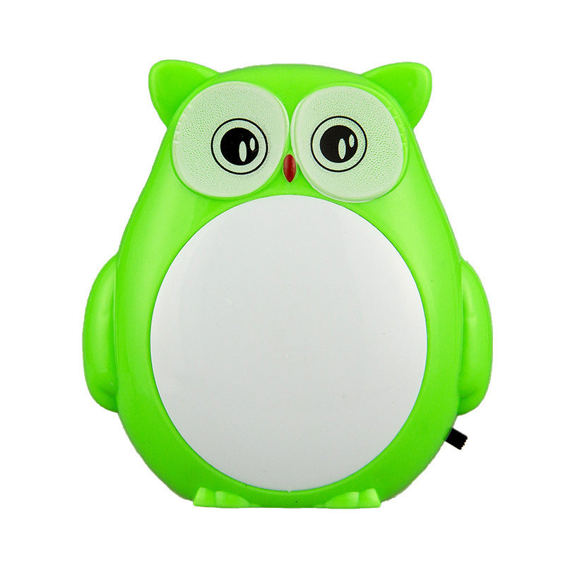 Mini Owl Night Light for Kids Room - Cartoon Plug-in LED Wall Lighting in Red/Green