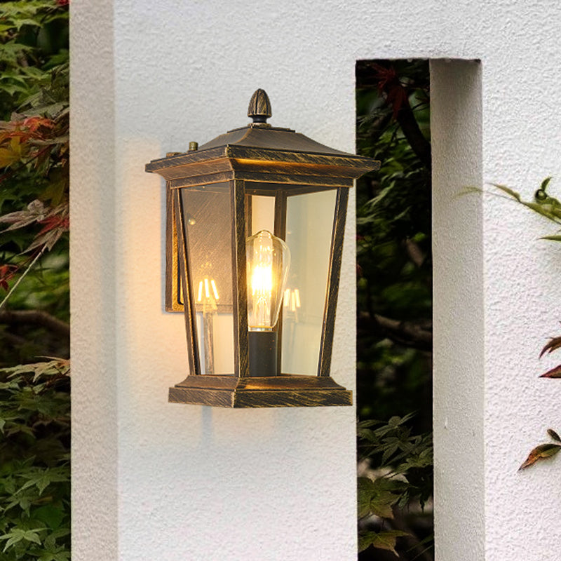 Traditional Wall Sconce with Pavilion Glass Shade in Black/Brass