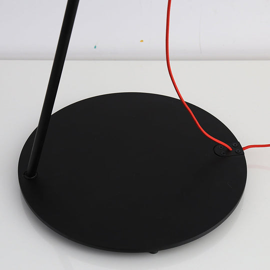 1-Light Modern Desk Lamp with Metallic Shade in Black Finish - Sleek Tapered Design for Living Room