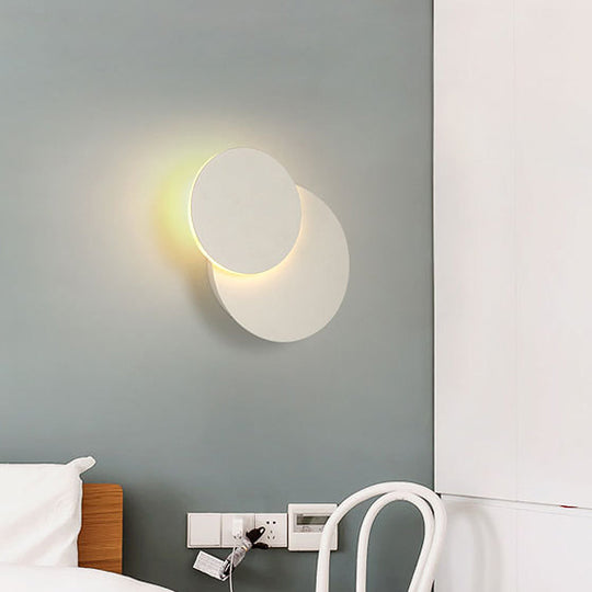 Nordic Flush Mount LED Wall Light in Black/White with Adjustable Disk and Warm/White Light