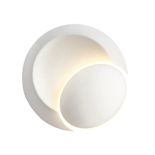 Modern Black/White Rotating Eclipse Wall Lamp with LED Iron Sconce Design