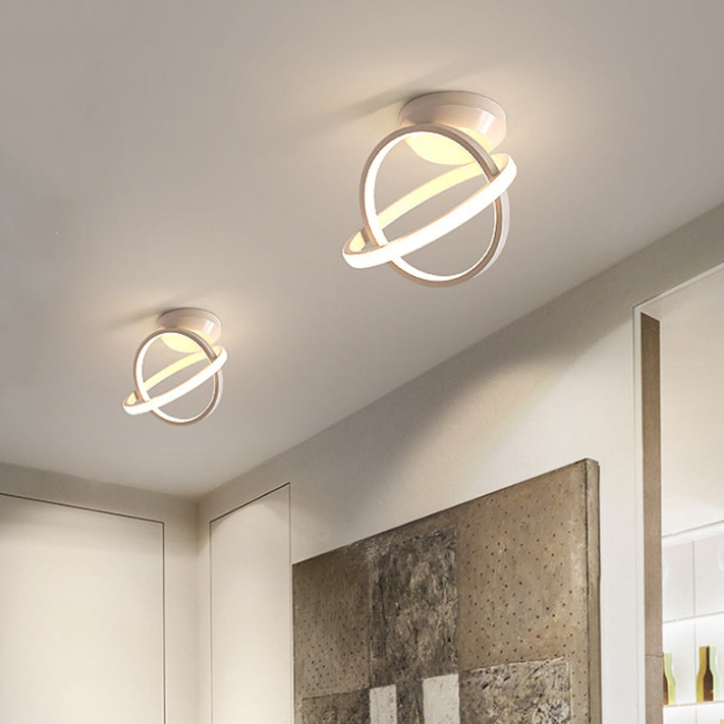 Sleek Metallic Black/White LED Flushmount Ceiling Lamp with Adjustable Warm/White Light - Minimalistic Ring Design