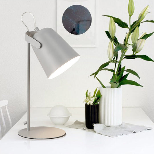 Nordic Style Rotatable Desk Lamp: Metal Plug-In Light for Dormitory Bedroom