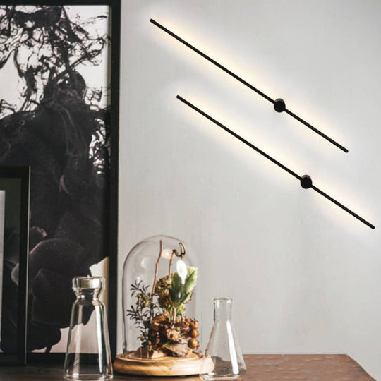 Minimalist LED Wall Sconce Lighting in Black Slim Rod Design - Heights of 23.5", 31.5", and 47" - Ideal for Bedroom