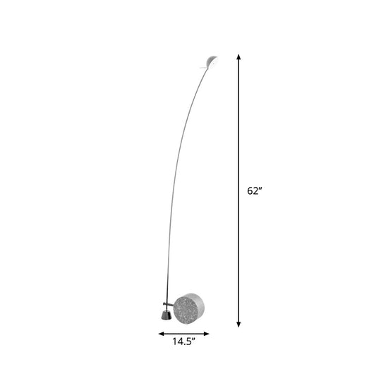 Modern Black Metal Floor Lamp with Unique Linear Capsule Arch Design for Living Room