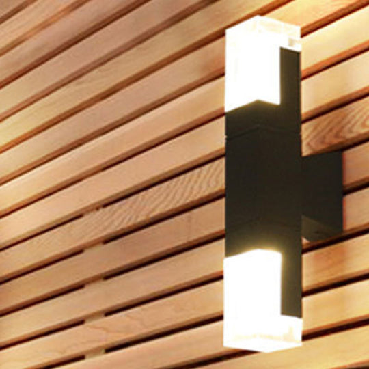 Minimalist LED Courtyard Wall Lamp in Black, with Warm/White Light and Acrylic 1/2 Head Sconce
