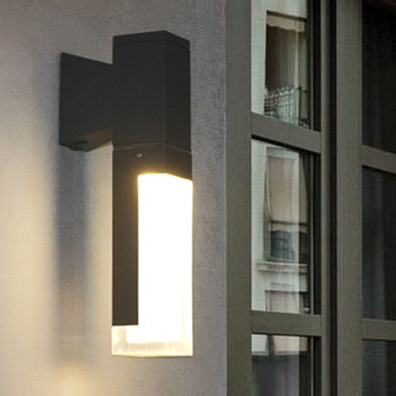 Minimalist LED Courtyard Wall Lamp in Black, with Warm/White Light and Acrylic 1/2 Head Sconce