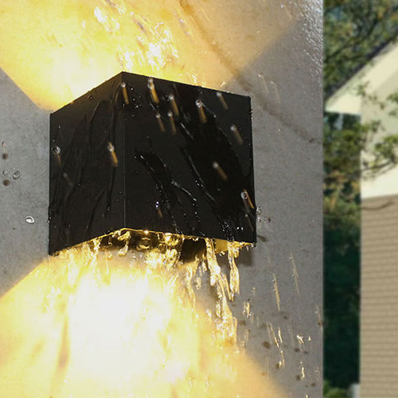 Nordic Metal Black Wall Lamp: Cube/Triangle/Cylinder LED Sconce for Outdoor