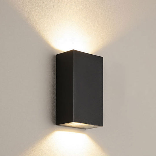 Nordic Metal Black Wall Lamp: Cube/Triangle/Cylinder LED Sconce for Outdoor