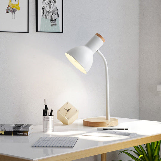 Nordic Style Metal Desk Lamp - Gentle and Kid-Friendly Study Light for Children's Bedroom