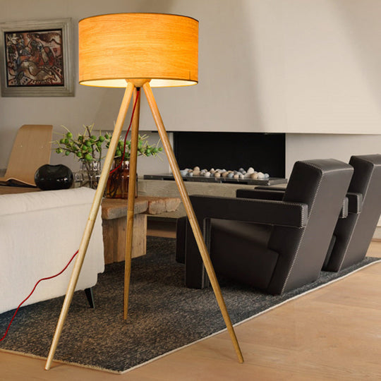 Simple wooden LED floor lamp with cylinder shade, ideal for bedroom - Beige
