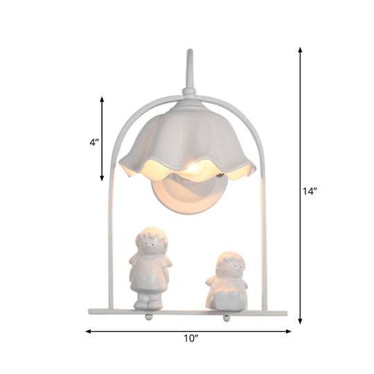 Modern Stylish White Metal Wall Lamp with 1 Light for Little Kid's Kitchen Décor