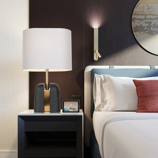 Modern Resin Base Nightstand Lamp: Bucket-Shaped Table Light with Fabric Shade in Contemporary Black Design