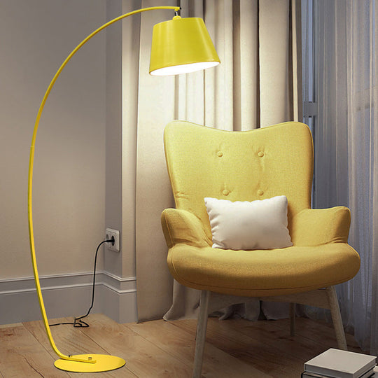 Traditional Empire Shade Floor Lamp with Arc Arm for Living Room - Elegant Standing Light