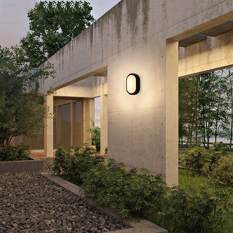Modern Black Aluminum LED Wall Sconce for Courtyard Lighting