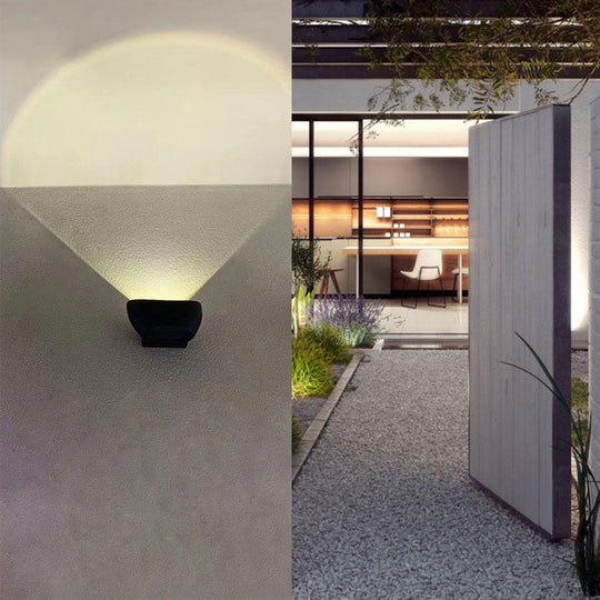 Contemporary LED Wall Sconce Light Fixture- Elliptical Shape, Metallic, Courtyard Lighting