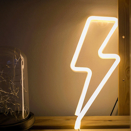 White Cartoon Shaped LED Nightstand Lamp – Plastic Decorative Table Lighting for Bedrooms