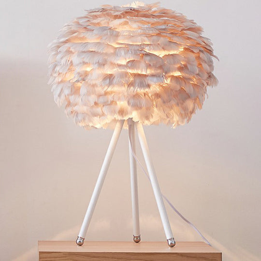 Minimalistic Feather Round Table Lamp for Living Room Nightstands - Single Bulb Lighting Solution