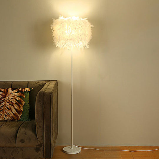 White Drum Shade Feather Standing Floor Lamp - Minimalistic Design with 1 Bulb for Living Room