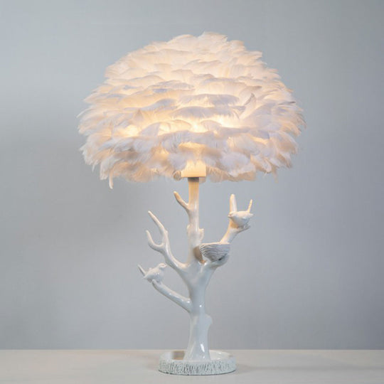 Feather Shade Resin Table Lamp: Artistic Tree Branch Design, Ideal for Living Room Nightstands, White