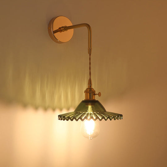 Vintage Single-Bulb Bedside Wall Mounted Lamp in Gold - Shaded Glass Wall Light Fixture