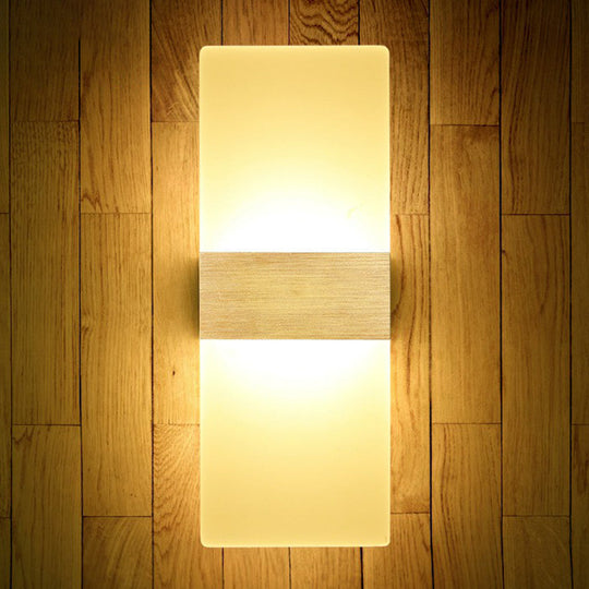 Modern Acrylic Geometric LED Wall Sconce Lamp: Stylish Bedside Lighting Fixture