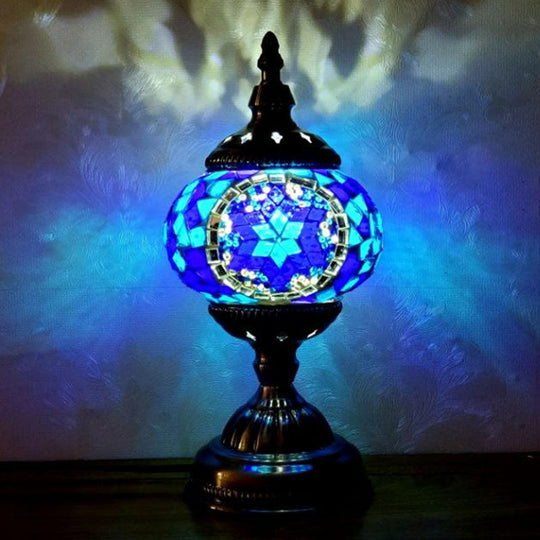 Handcrafted Turkish Stained Glass Nightstand Lamp - Elegant Single-Bulb Table Light for Restaurants