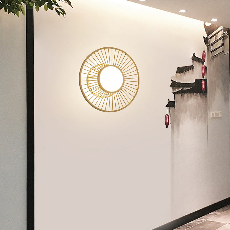 Bamboo Simplicity LED Wall Lighting: Wheel-Shaped Wood Mount Light for Living Room