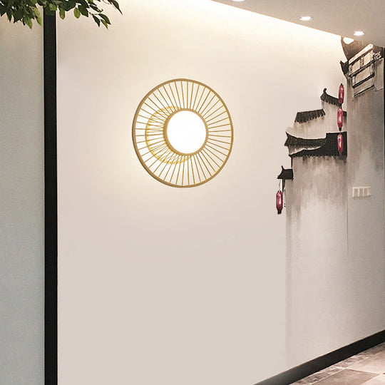Bamboo Simplicity LED Wall Lighting: Wheel-Shaped Wood Mount Light for Living Room