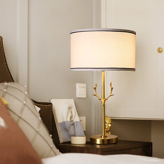 Antler Decor Fabric Drum Table Lamp - Simplicity 1 Bulb, White Bedside Nightstand Light