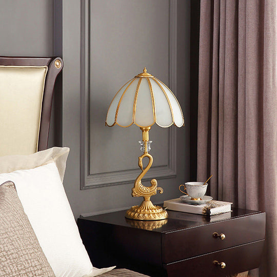 Classic Style Beveled Glass Scalloped Table Lamp with Brass Base for Bedside Nightstand