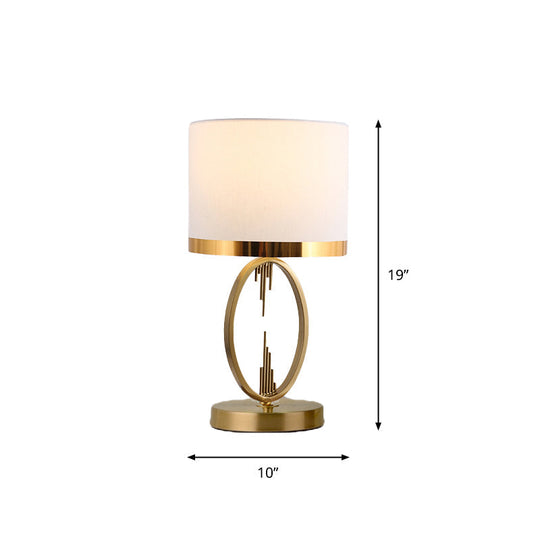 Traditional Round Fabric Table Light in Brass - Single Living Room Nightstand Lighting