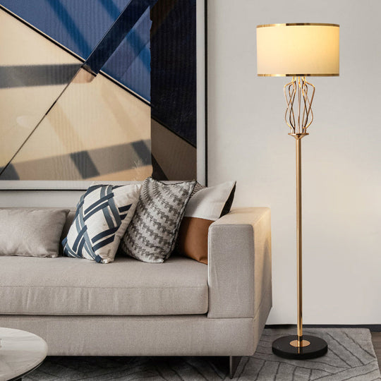 Classic Style Round Fabric Floor Lamp with 1 Head, Brass Finish – Ideal for Living Room Lighting
