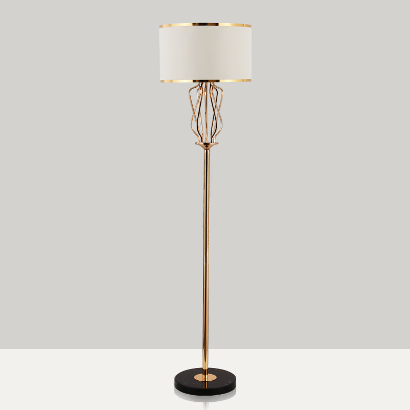 Classic Style Round Fabric Floor Lamp with 1 Head, Brass Finish – Ideal for Living Room Lighting