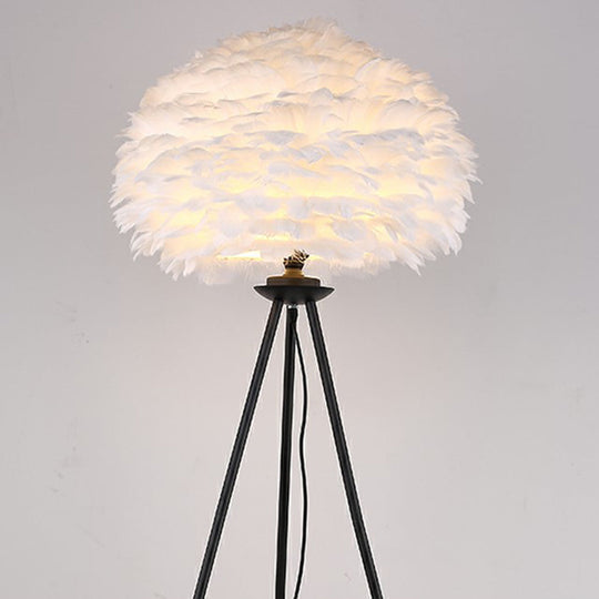 Minimalist Black-White Floor Lamp with Feather Dome Shade - 1-Light Living Room Stand Up Light