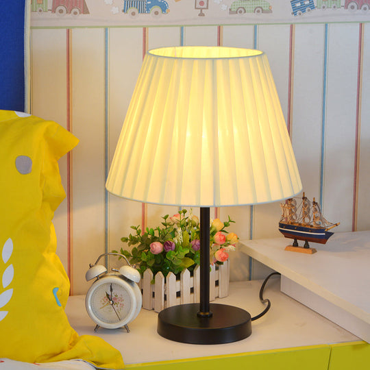 Simple Pleated Fabric Table Lamp - Tapered Nightstand Light for Bedside (1 Bulb)