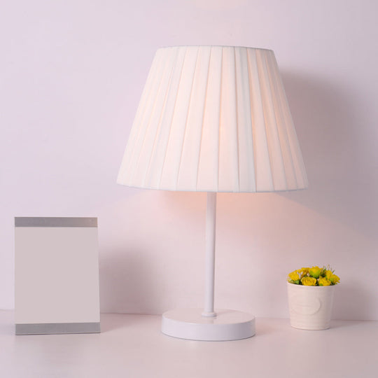 Simple Pleated Fabric Table Lamp - Tapered Nightstand Light for Bedside (1 Bulb)