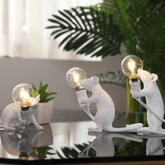 Kids Style Mouse Shaped Table Lamp – Resin Bedside Night Light for Decoration