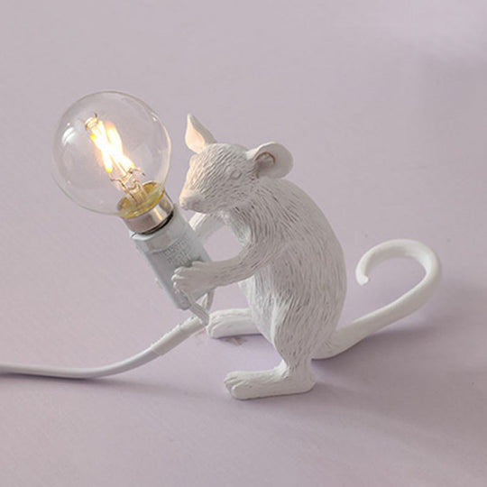 Kids Style Mouse Shaped Table Lamp – Resin Bedside Night Light for Decoration