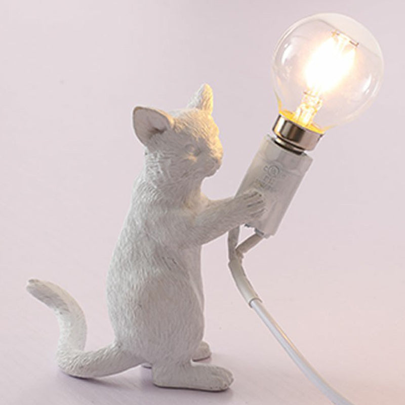 Adorable Kitten Nightstand Lamp – Decorative Resin, Child-Friendly, 1-Bulb, Ideal for Children's Bedroom