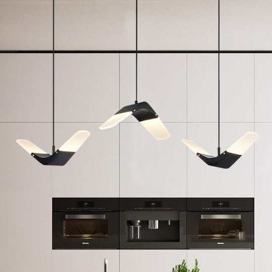 Gull-shaped Cluster Pendant: Acrylic Decorative 3-Light Ceiling Light for Restaurants