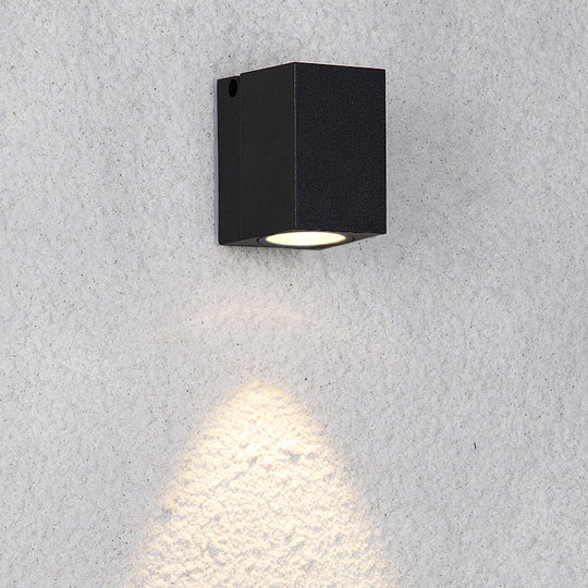 Modern LED Patio Wall Sconce: Rectangular Mini Metal Light Fixture in Black