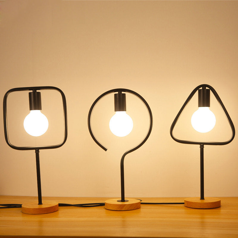 Geometric Frame Metal Table Lamp with Round Wooden Base - Stylish Industrial Bedside Night Light